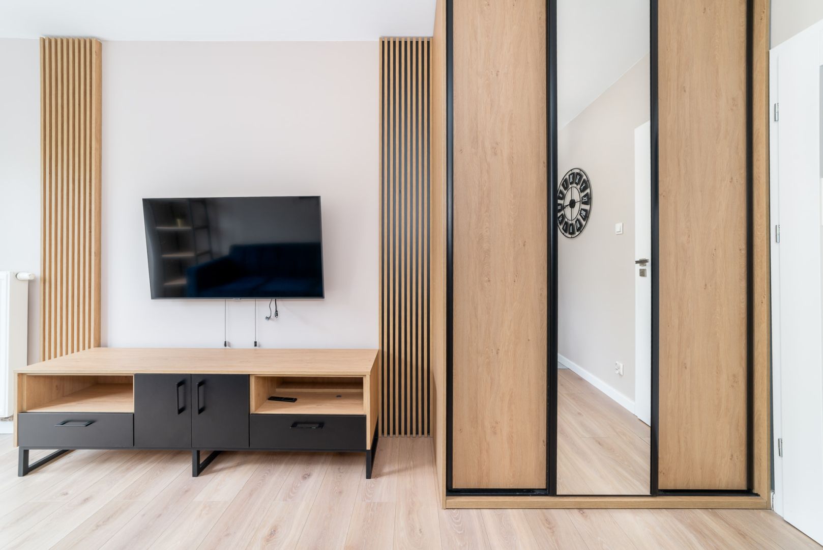 Studio Apartment with Separate Kitchen and Balcony | 30 m² | Różyckiego Street. - Apartment - Rent - Łódź, Górna