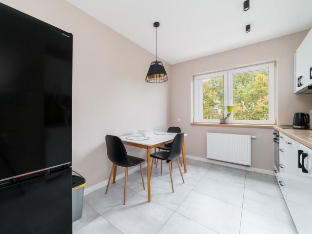 Kawalerka z balkonem i oddzielną kuchnią | 30 m² - Mieszkanie - Wynajem - Łódź, Górna