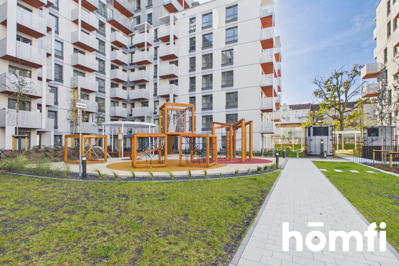 PRZESTRONNY, 4-POKOJOWY APARTAMENT W PRESTIŻOWEJ WIEŻY JEŻYCE - Mieszkanie - Sprzedaż - Poznań, Jeżyce
