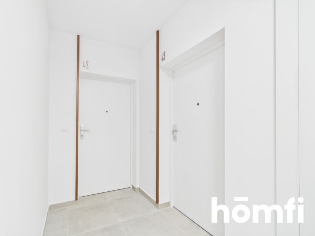 PRZESTRONNY, 4-POKOJOWY APARTAMENT W PRESTIŻOWEJ WIEŻY JEŻYCE - Mieszkanie - Sprzedaż - Poznań, Jeżyce