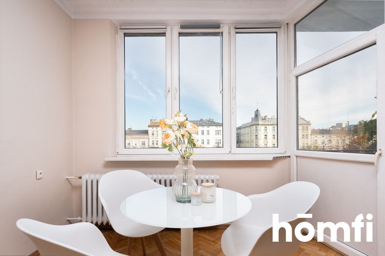 2 osobne pokoje na Kazimierzu z widokiem | Winda | Loggia | Ogrzewanie miejskie | ROI 8,5% 50,86 m² | 3. piętro z windą | 2 min pieszo na Kazimierz - Mieszkanie - Sprzedaż - Kraków, Śródmieście / Stare Miasto