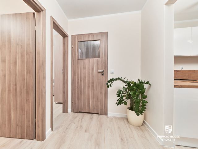 3 rooms | Balcony | Garage | Quiet area | Wojszyce - Apartment - Rent - Wrocław, Krzyki / Wojszyce
