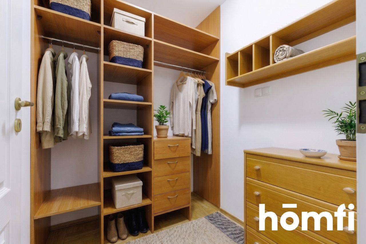 Quiet 3 Room Apartment next to Metro Wilanowska - Apartment - Sale - Warszawa, Mokotów