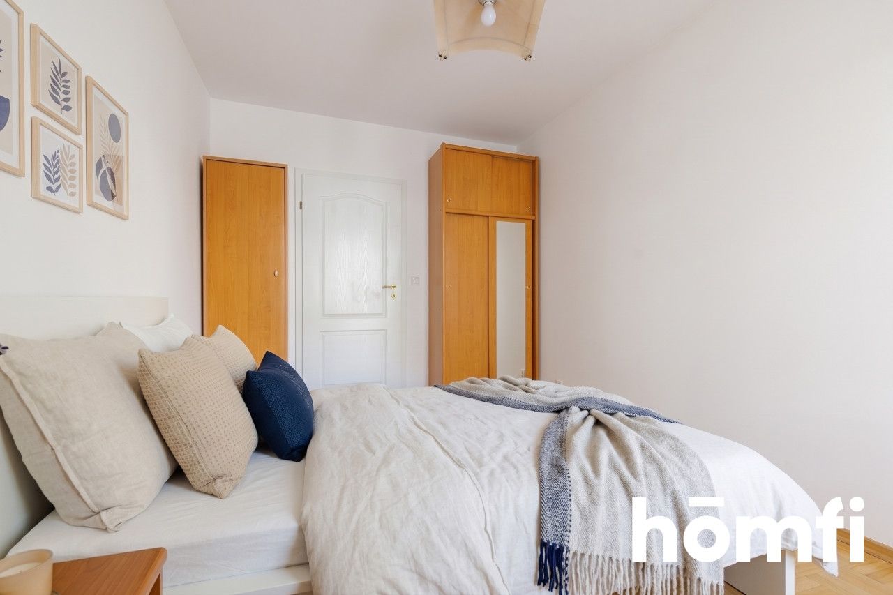 Quiet 3 Room Apartment next to Metro Wilanowska - Apartment - Sale - Warszawa, Mokotów