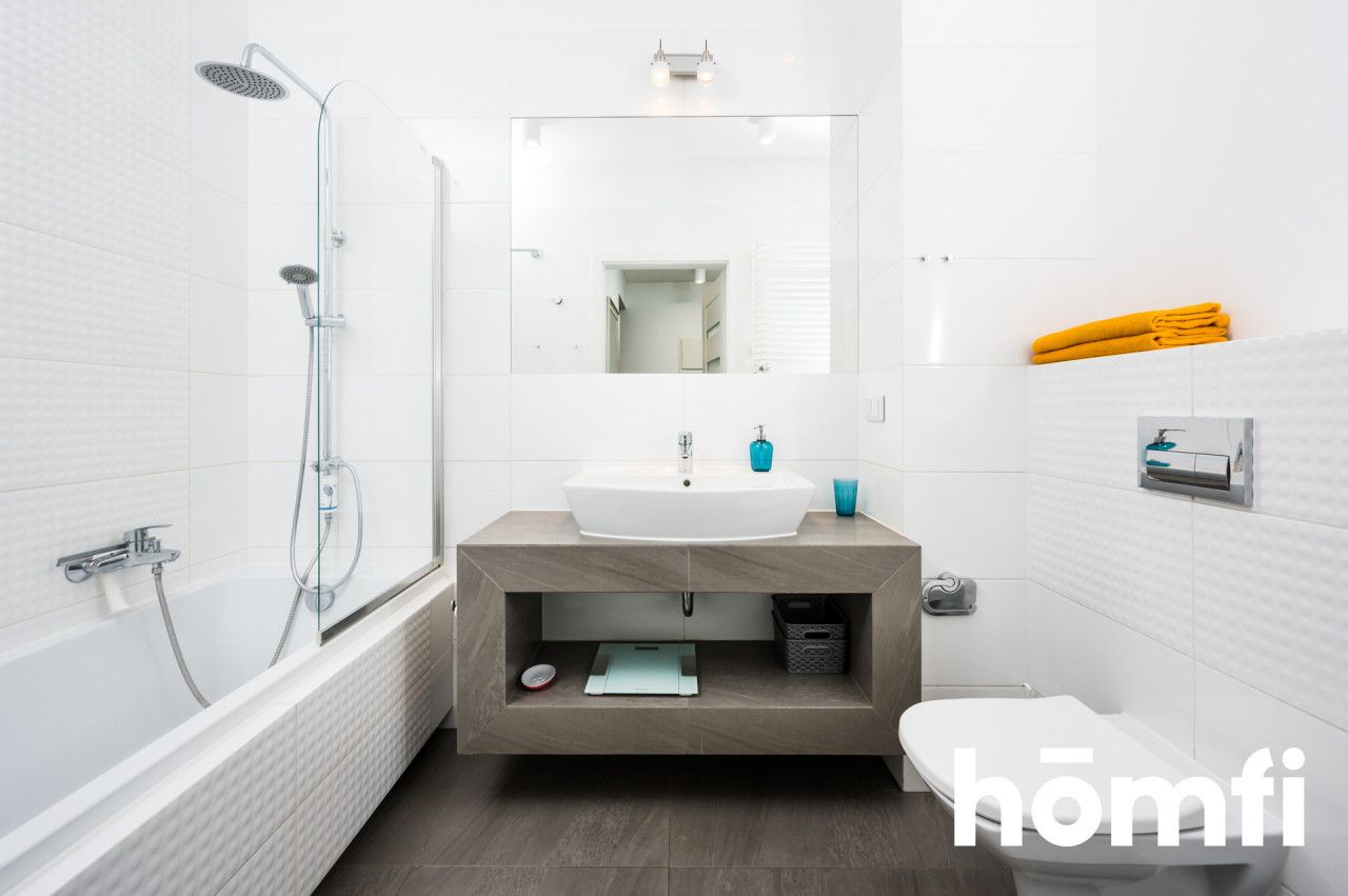 For Rent: Modern 2-Bedroom Apartment with Parking Space in Czerwone Maki - Apartment - Rent - Kraków, Podgórze / Dębniki