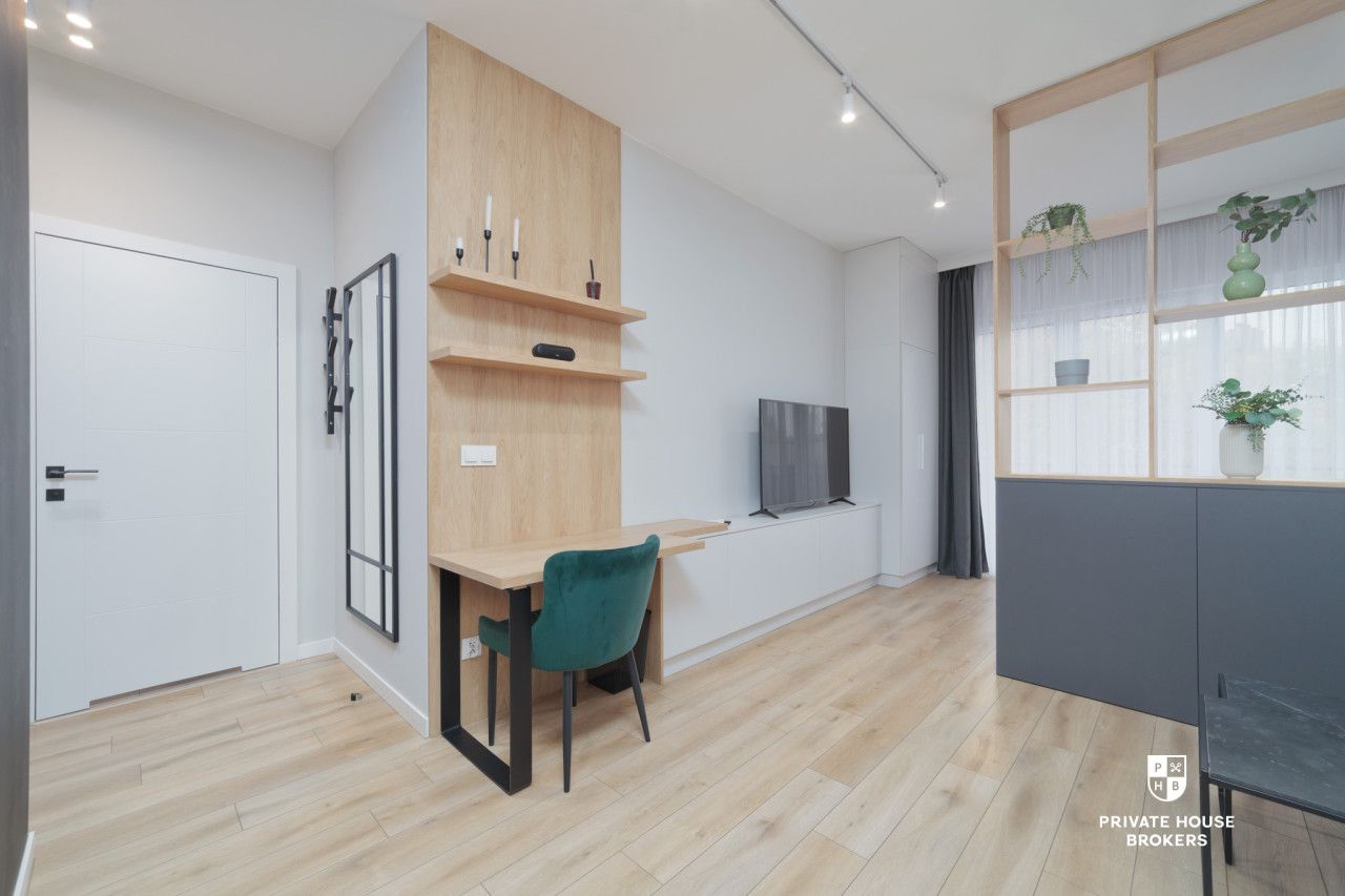 Bright, modern studio apartment with a balcony - Apartment - Rent - Wrocław, Krzyki / Tarnogaj