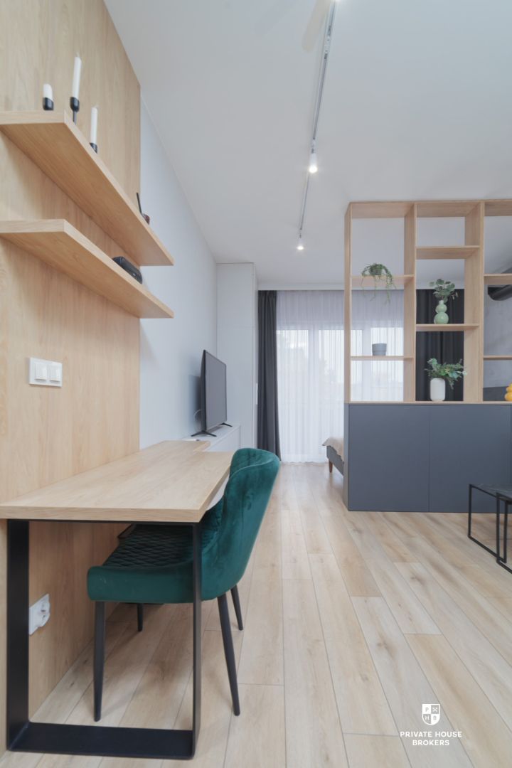 Bright, modern studio apartment with a balcony - Apartment - Rent - Wrocław, Krzyki / Tarnogaj