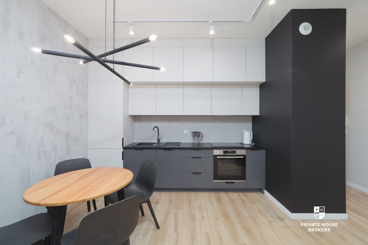 Bright, modern studio apartment with a balcony - Apartment - Rent - Wrocław, Krzyki / Tarnogaj