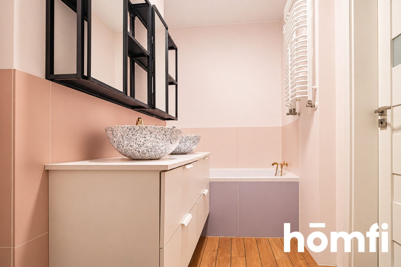 Townhouse with an Oak Deck | Stare Włochy - Apartment - Sale - Warszawa, Włochy