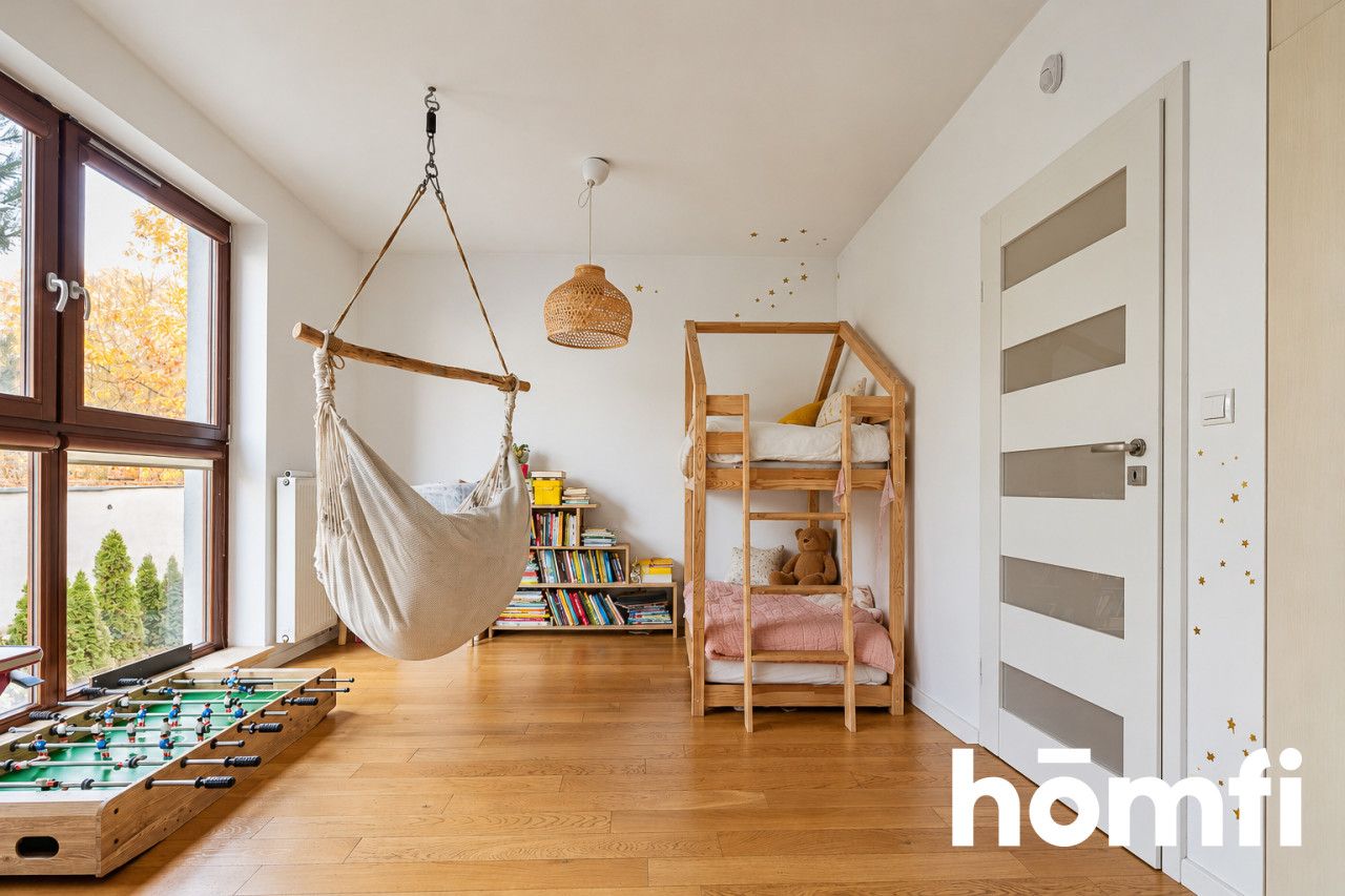 Townhouse with an Oak Deck | Stare Włochy - Apartment - Sale - Warszawa, Włochy