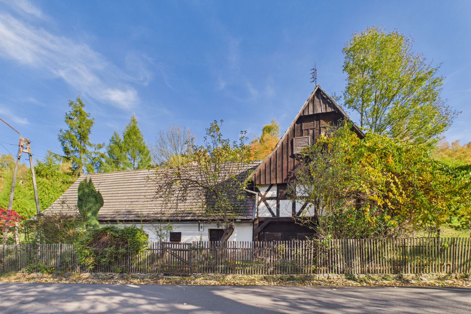 Unique post-and-beam house from 1829 - House - Sale - Wałbrzyski, Walim / Jugowice