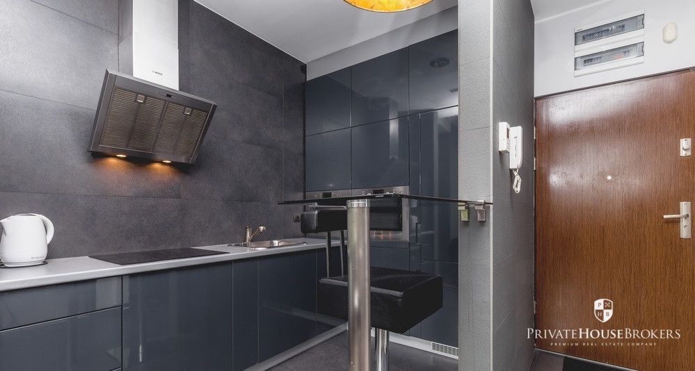 Apartment with large glazing and air conditioning | Wielopole Street | Kraków Old Town - Apartment - Sale - Kraków