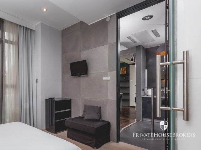 Apartament z dużymi przeszkleniami i klimatyzacją | ul. Wielopole | Kraków Stare Miasto - Mieszkanie - Sprzedaż - Kraków