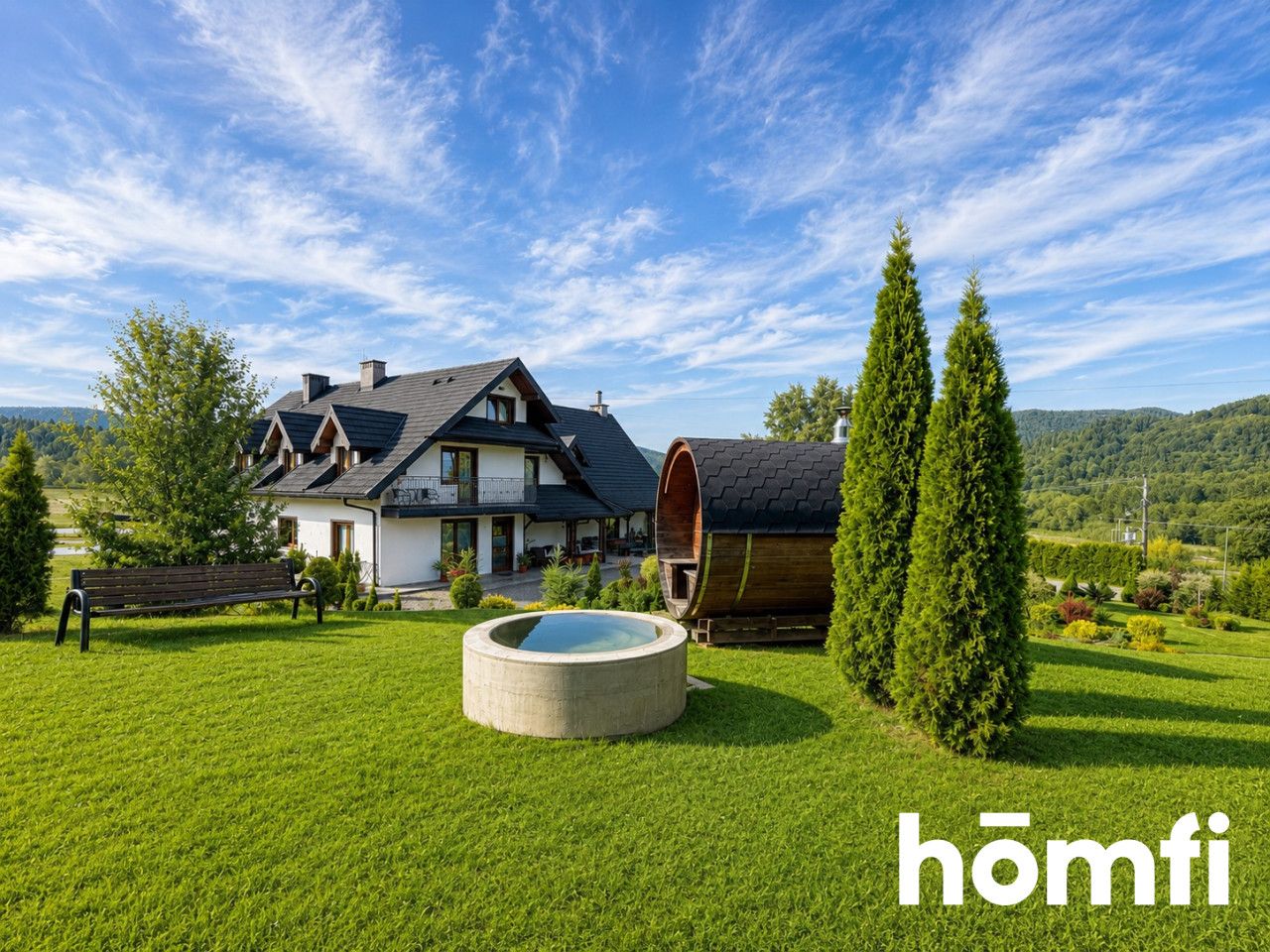 Guesthouse on 1.79 ha in the Heart of the Bieszczady Mountains – Smerek - House - Sale - Leski, Cisna / Smerek