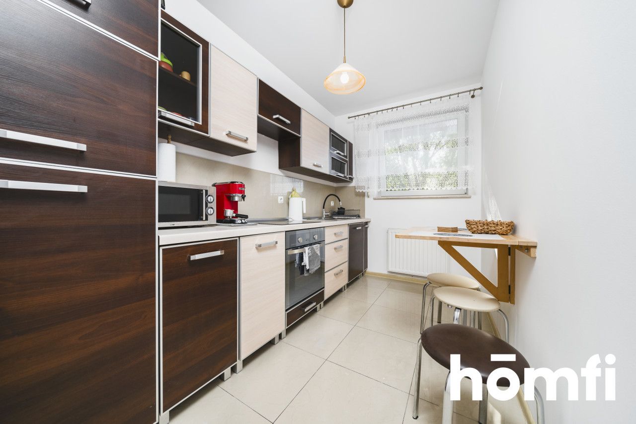 Studio apartment with a separate kitchen and a large balcony – potential for 2 rooms - Квартира - Продаж - Kraków, Podgórze / Wola Duchacka