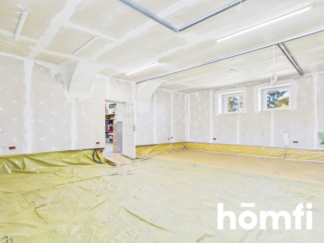 House, Workshop, Hall 800 m2 - Дім - Продаж - Ząbkowicki, Stoszowice
