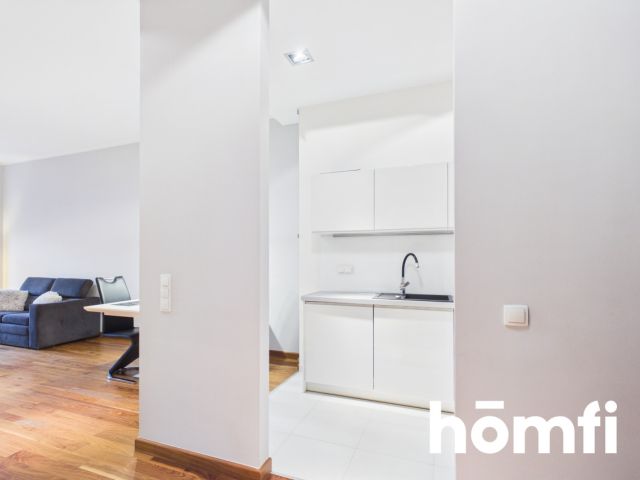 Prestigious City Park | 2 Rooms, Walk-in Closet | Pool, Saunas, A/C + Free Parking (opposite City Park) - Квартира - Оренда - Poznań, Grunwald / Łazarz