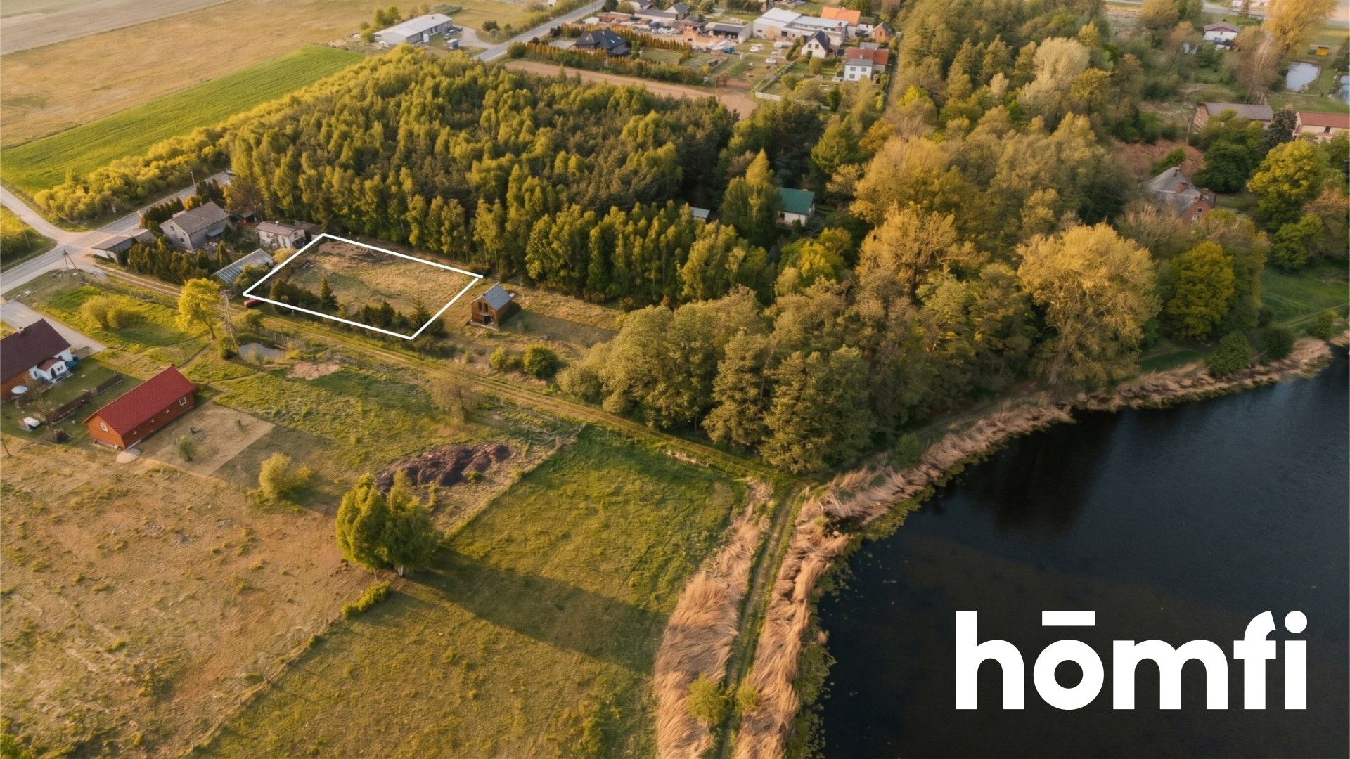 Your waterside retreat – beautiful 1500 sqm plot - Plot - Sale - Ostrzeszowski, Kobyla Góra / Pisarzowice