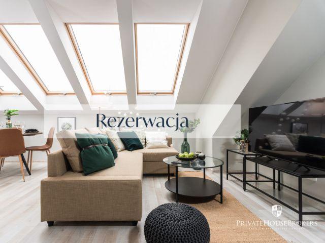 Attic flat 46 sqm in Old Podgórze. Finished. Gym and laundry in building! - Apartment - Rent - Kraków, Podgórze