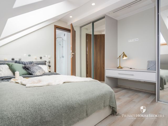 Mieszkanie poddaszowe 46m2 na Starym Podgórzu. Wykończone. Siłownia i pralnia w budynku! - Mieszkanie - Wynajem - Kraków, Podgórze