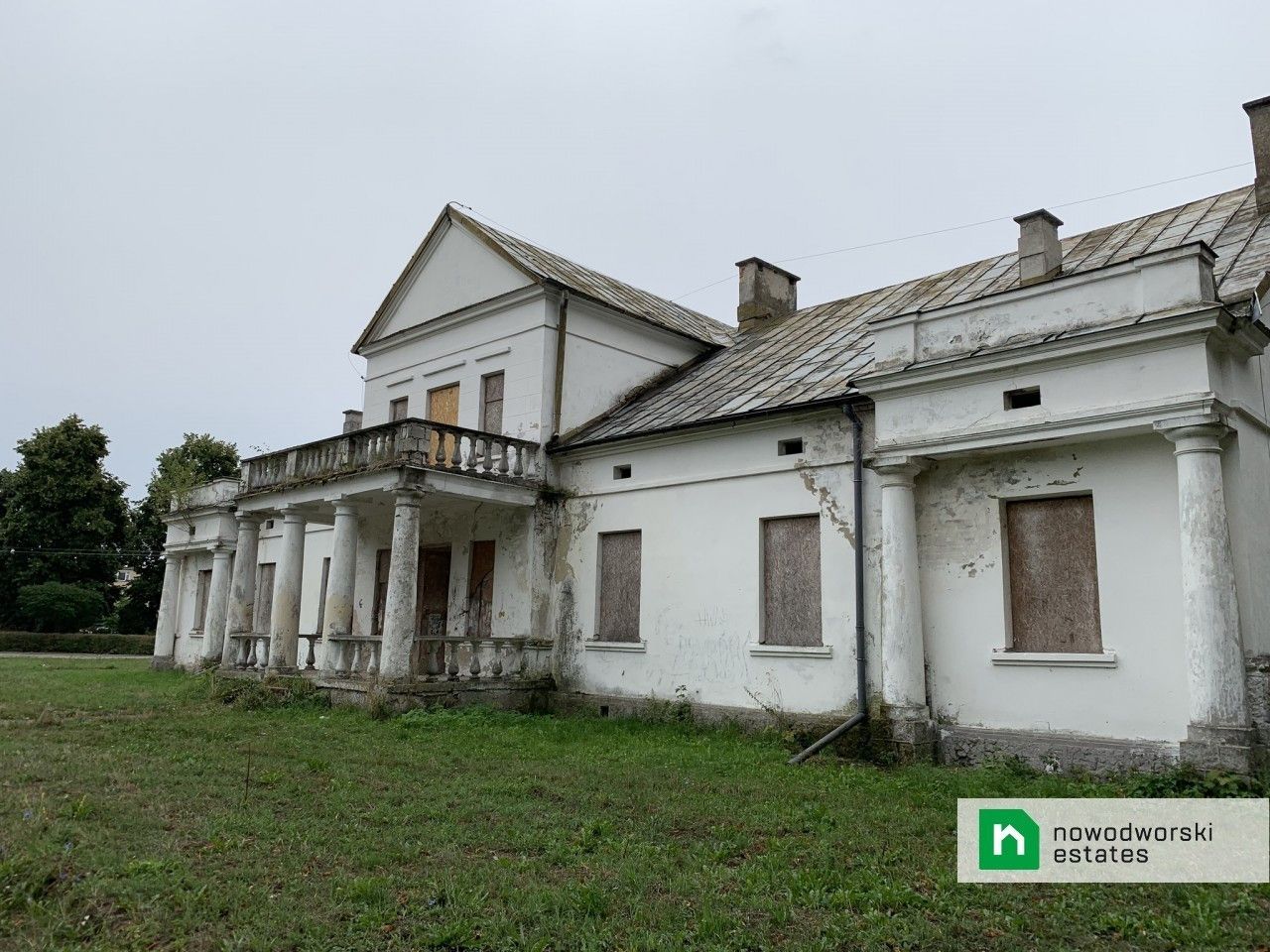 Zabytkowy dworek z przełomu XIX/XX pod Warszawą - Dom - Sprzedaż - Pułtuski, Zatory / Gładczyn