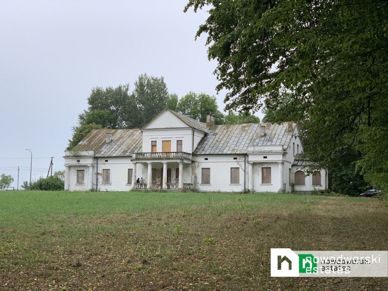 Zabytkowy dworek z przełomu XIX/XX pod Warszawą - Dom - Sprzedaż - Pułtuski, Zatory / Gładczyn