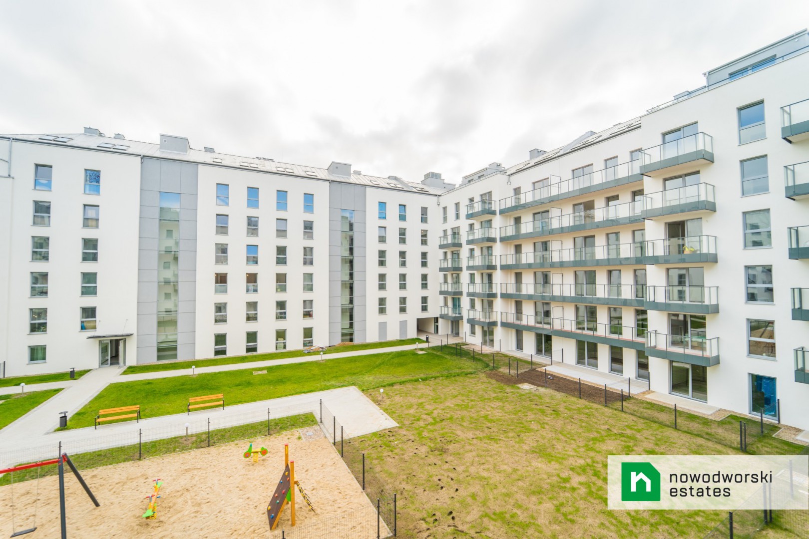 Nowoczesny apartament na ul. Św. Barbary w Gdańsku - Mieszkanie - Sprzedaż - Gdańsk, Śródmieście