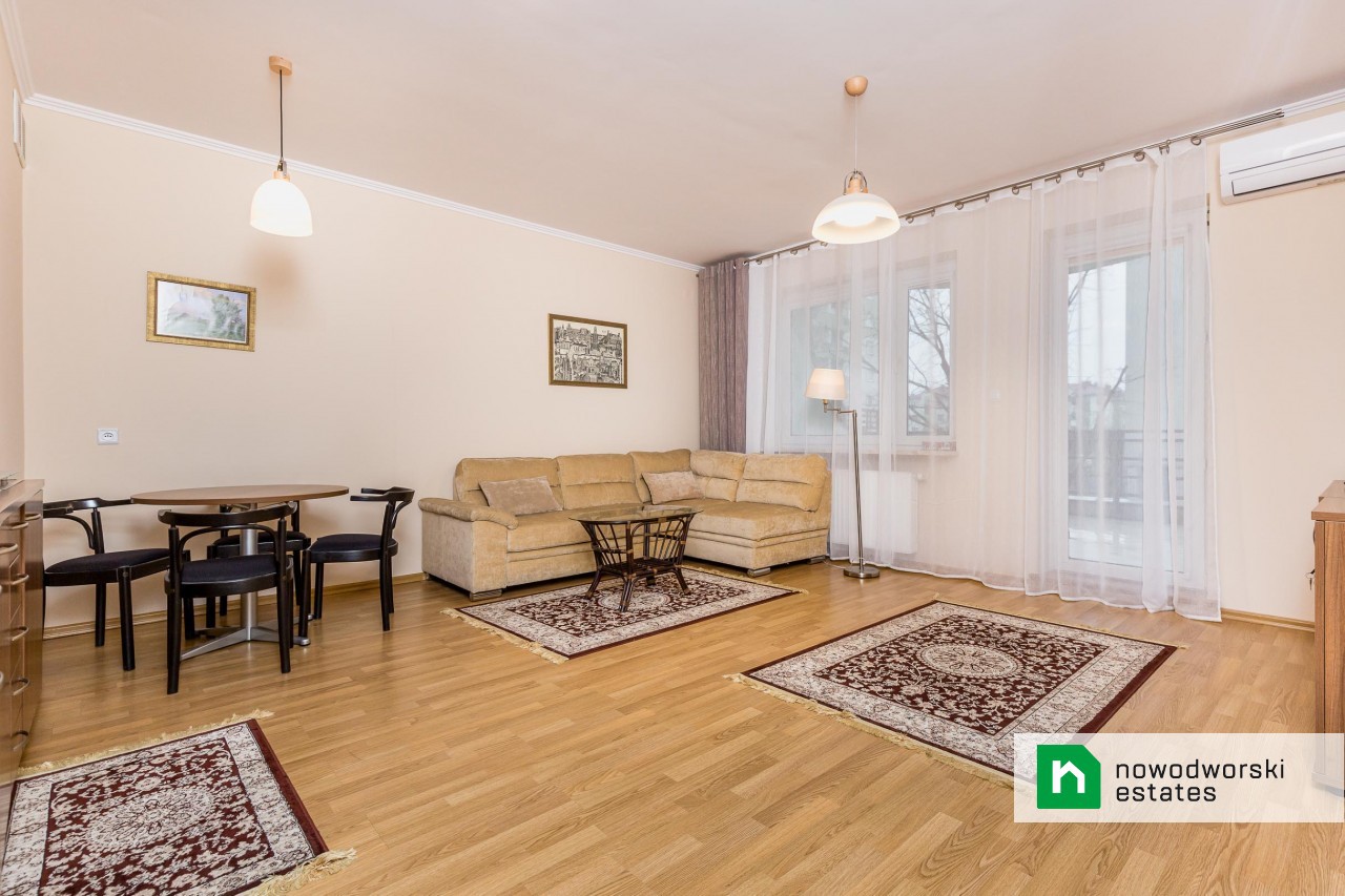 Elegant three-room apartment on Tarchomin - Apartment - Rent - Warszawa, Białołęka / Tarchomin
