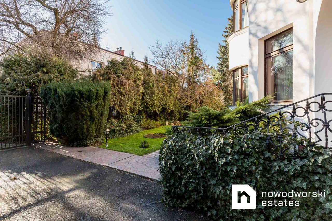 Perła Starego Mokotowa!!! Przedwojenna wolnostojąca Willa 300m2 - Dom - Sprzedaż - Warszawa, Mokotów / Stary Mokotów