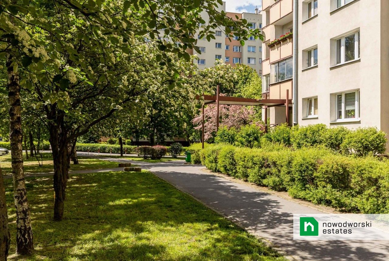 2 rooms with a tree-view near M2 and Wola Park - Apartment - Sale - Warszawa, Bemowo