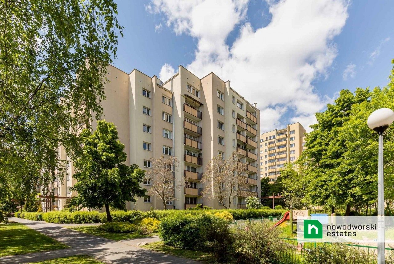 2 rooms with a tree-view near M2 and Wola Park - Apartment - Sale - Warszawa, Bemowo