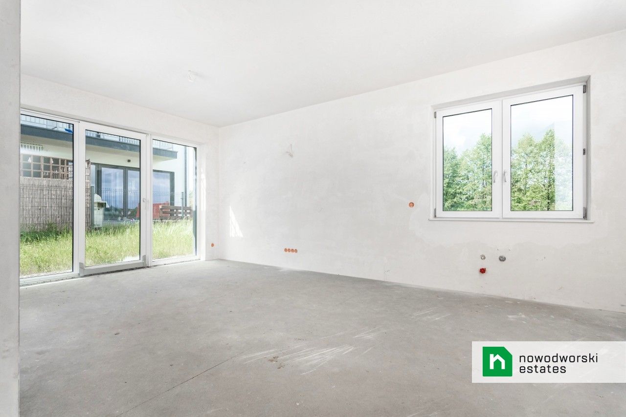 Mieszkanie w stanie deweloperskim z ogrodem na sprzedaż - Zielonki - Mieszkanie - Sprzedaż - Krakowski, Zielonki