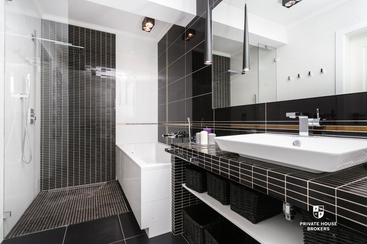 3-pokojowy apartament przy ul. Fredry - Mieszkanie - Wynajem - Kraków, Podgórze / Łagiewniki