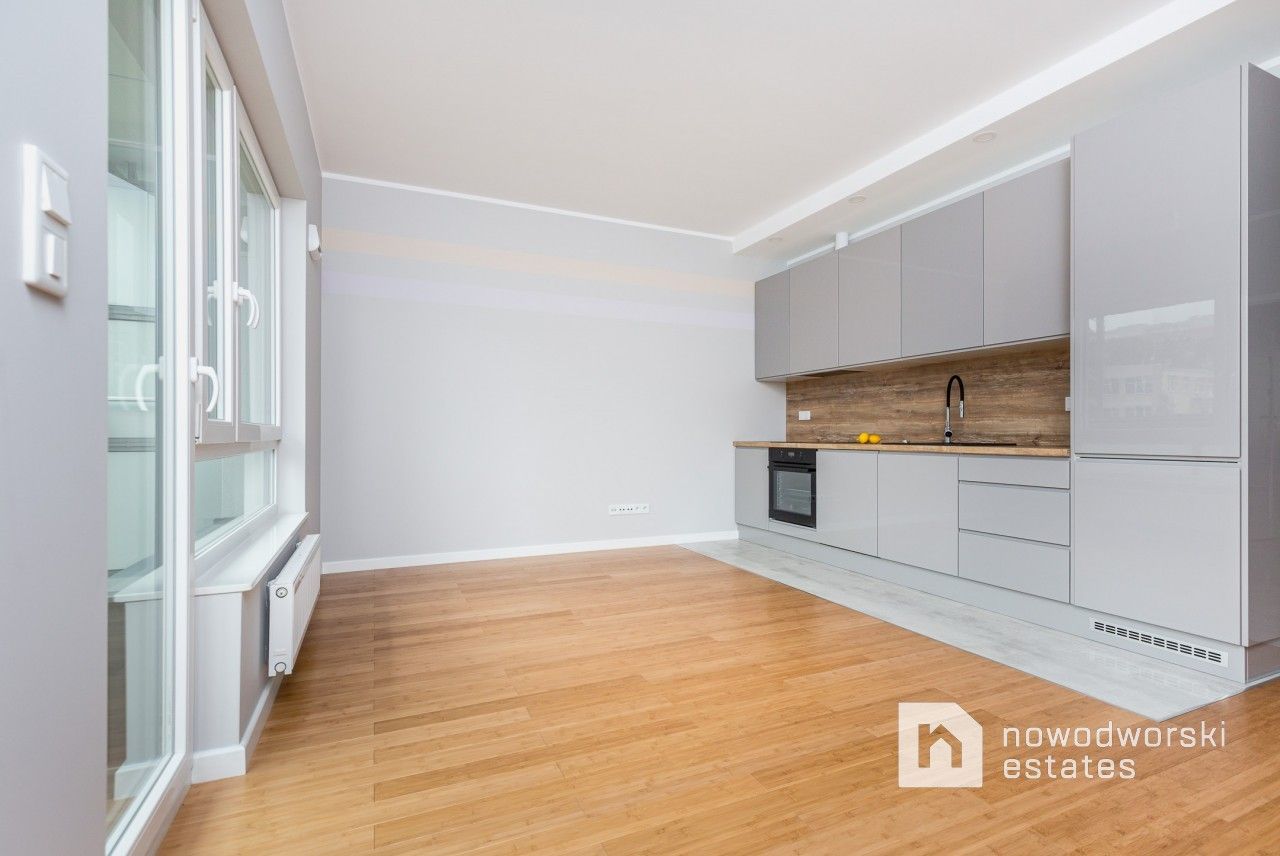 Nowe, wykończone 4 pokoje z garażem - Saska Kępa - Mieszkanie - Sprzedaż - Warszawa, Praga-Południe / Saska Kępa