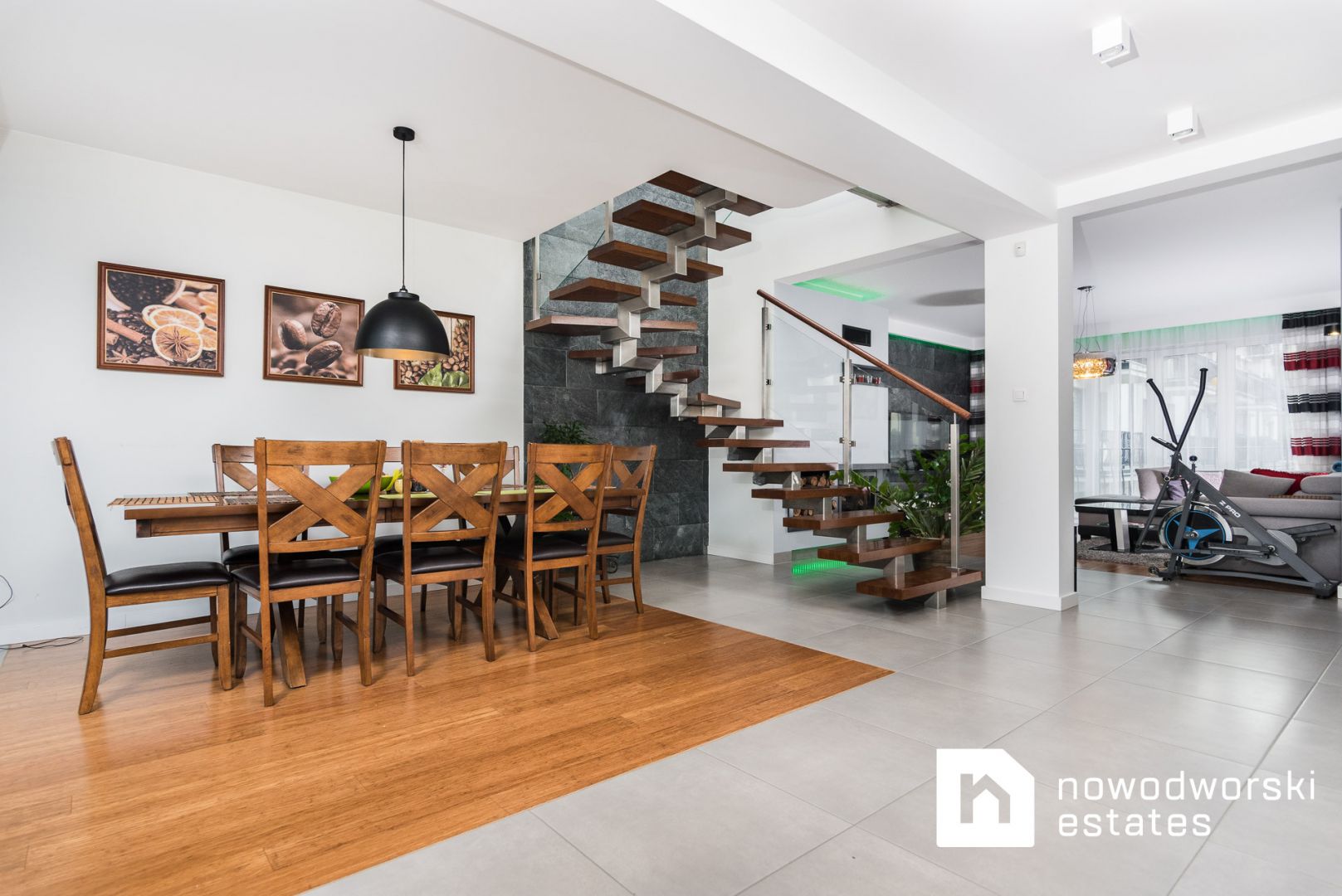 Na sprzedaż 4 pokojowe mieszkanie, 150 m2 Obozowa - Mieszkanie - Sprzedaż - Kraków, Ruczaj