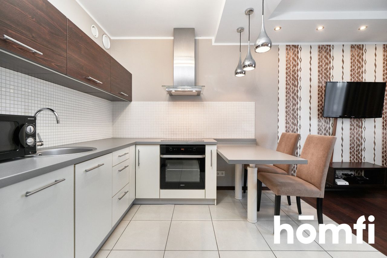 Kawalerka z widokiem na Plac Dominikański - Mieszkanie - Wynajem - Wrocław, Stare Miasto