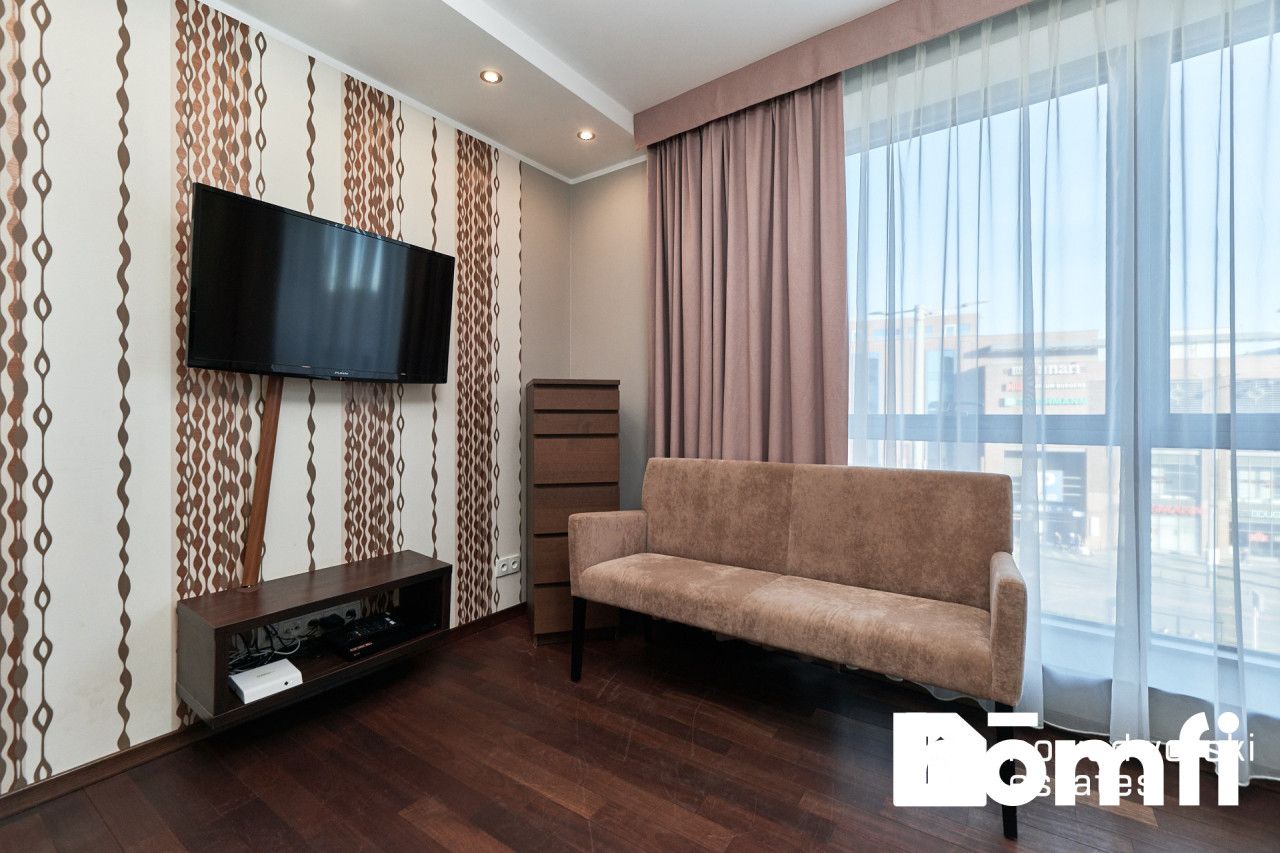 Kawalerka z widokiem na Plac Dominikański - Mieszkanie - Wynajem - Wrocław, Stare Miasto