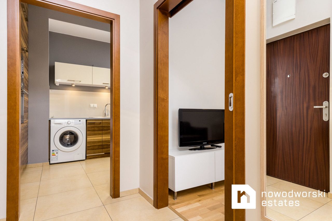 Muranów's Apartment, 2 rooms on Pokorna street with underground parking place. - Apartment - Rent - Warszawa, Śródmieście / Muranów