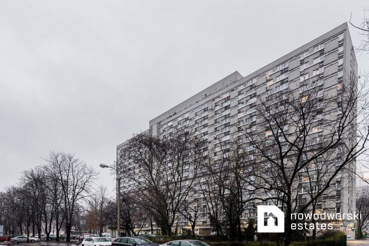 Wynajem, z widokiem na szklane biurowce, 49m2, Wola - Mieszkanie - Wynajem - Warszawa, Wola
