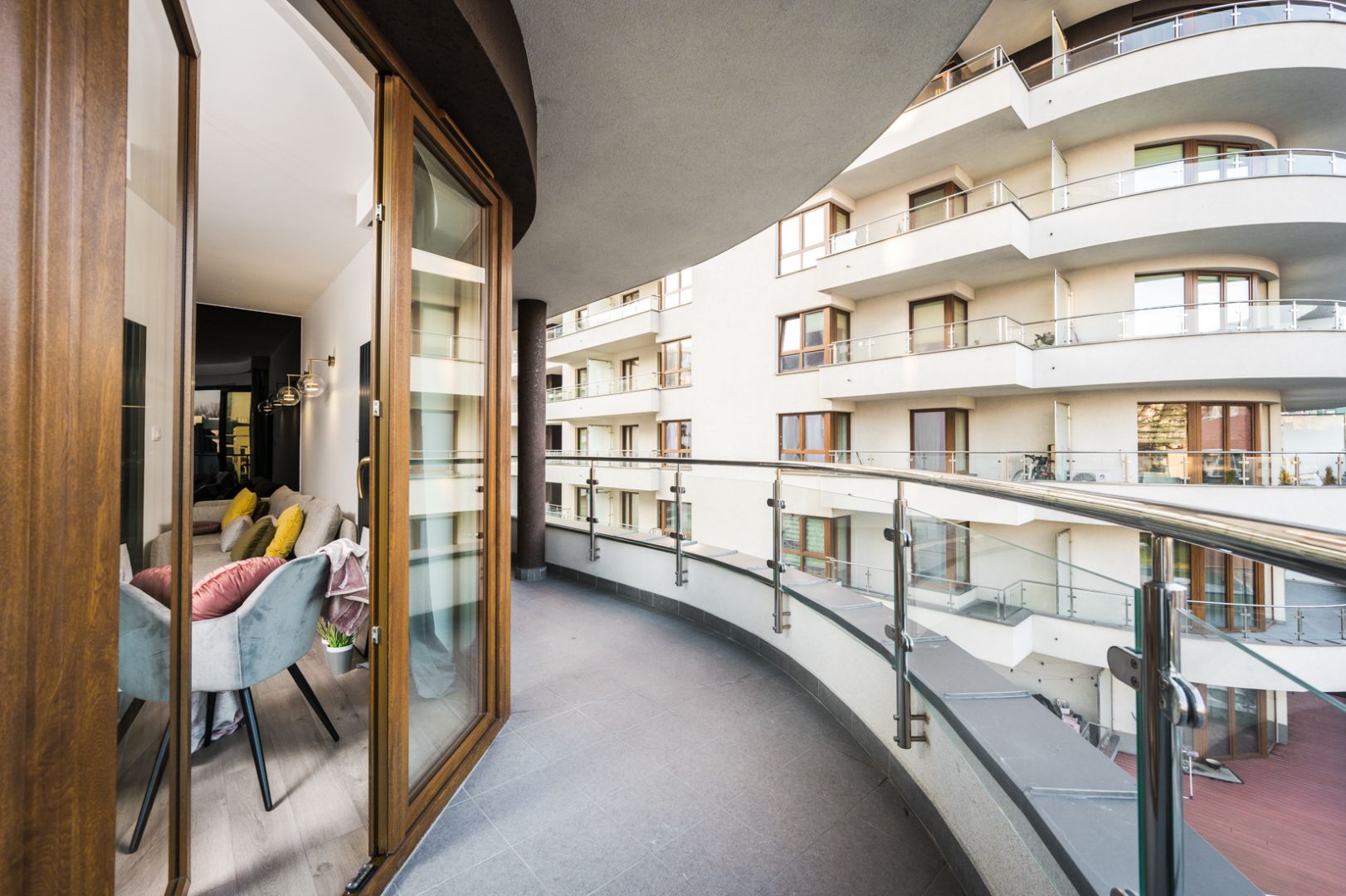 Nowoczesny design połączony z funkcjonalnością mieszkania na sprzedaż/F.Nullo - Mieszkanie - Sprzedaż - Kraków, Śródmieście