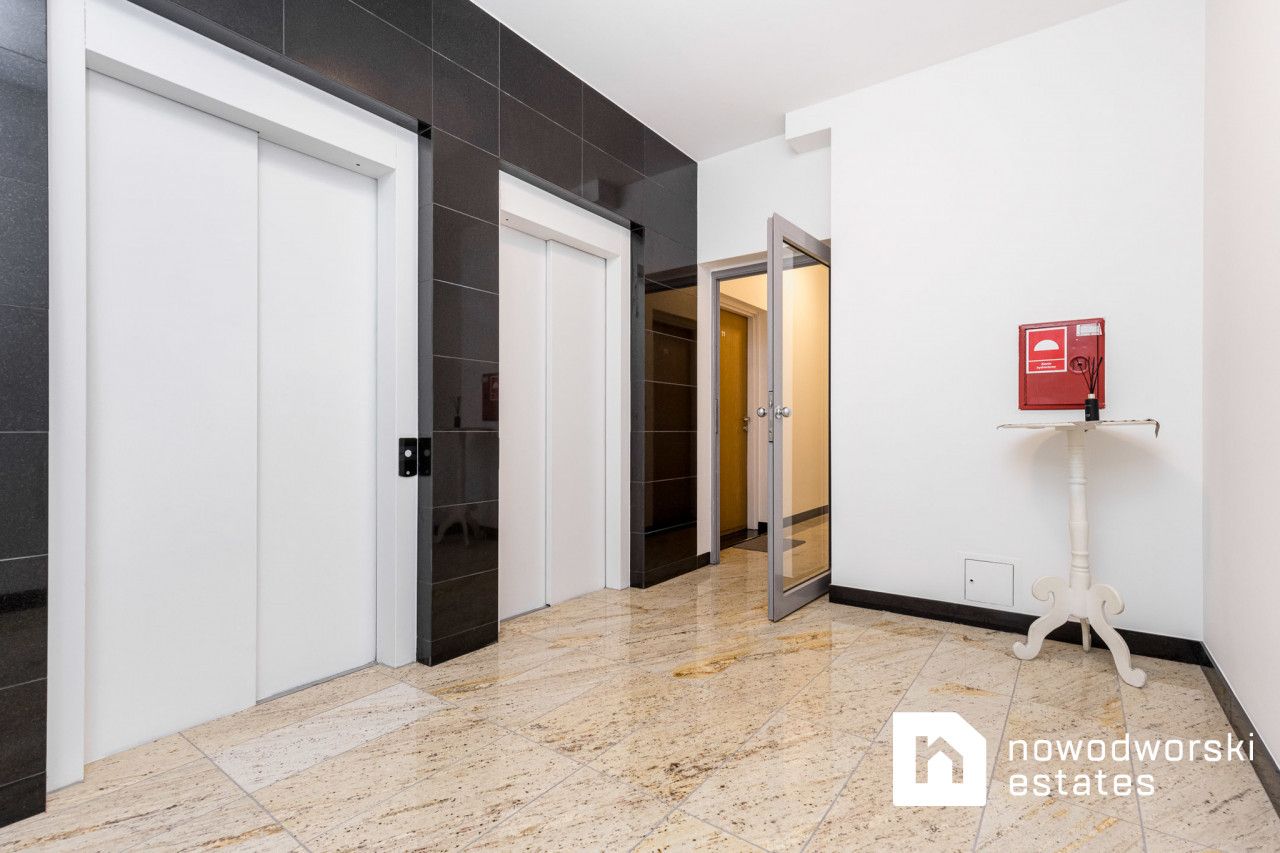 Elegant style. 3 rooms in Mokotów with a garage - Apartment - Rent - Warszawa, Mokotów / Sielce