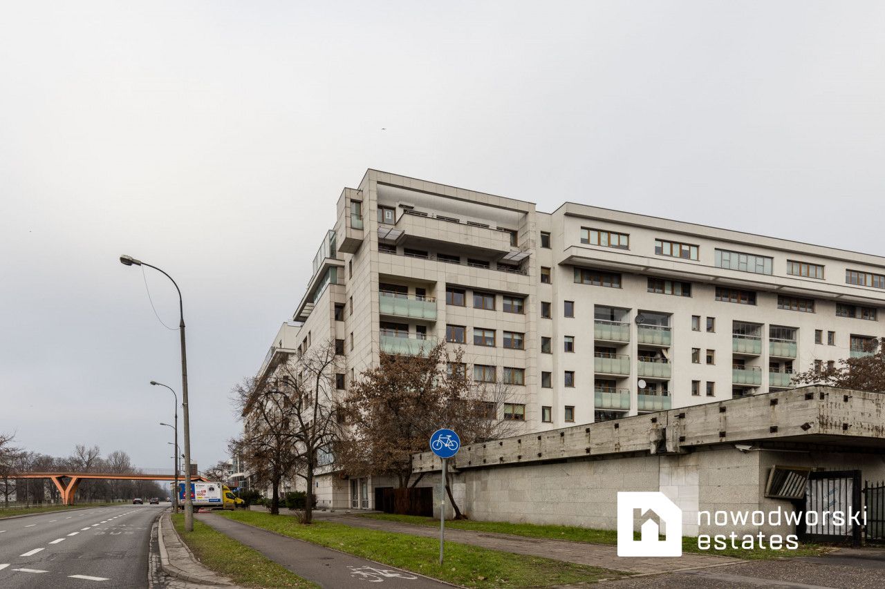 Elegant style. 3 rooms in Mokotów with a garage - Apartment - Rent - Warszawa, Mokotów / Sielce