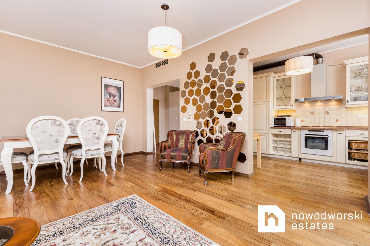 Elegant style. 3 rooms in Mokotów with a garage - Apartment - Rent - Warszawa, Mokotów / Sielce