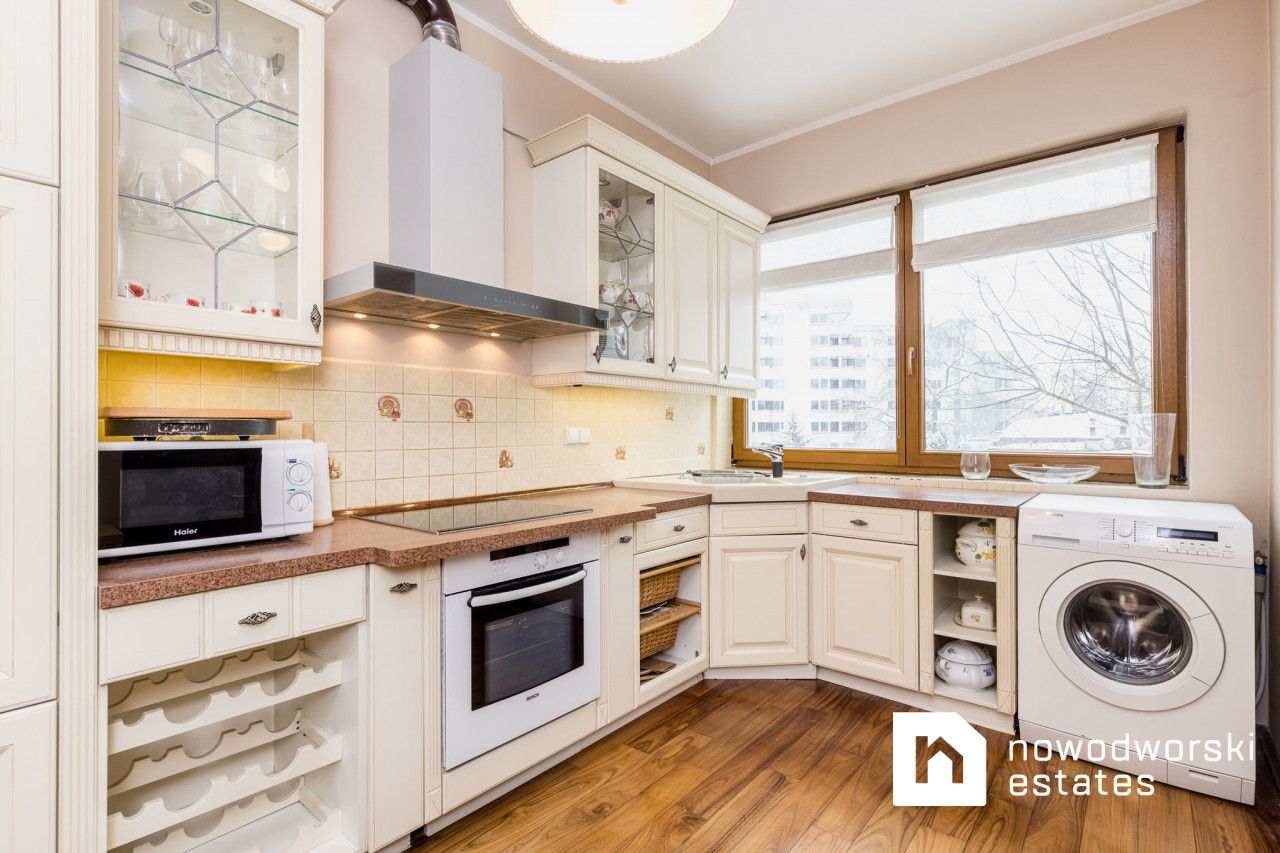 Elegant style. 3 rooms in Mokotów with a garage - Apartment - Rent - Warszawa, Mokotów / Sielce