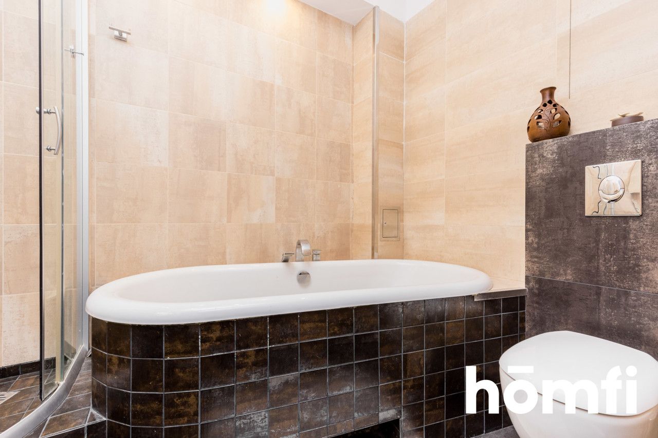 Atmospheric studio apartment with a mezzanine in a tenement house in Old Mokotów. - Apartment - Rent - Warszawa, Mokotów