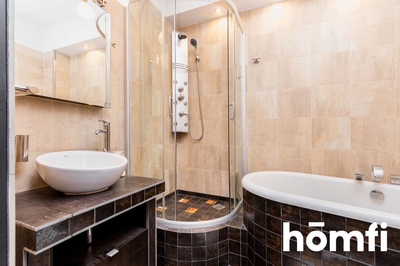 Atmospheric studio apartment with a mezzanine in a tenement house in Old Mokotów. - Apartment - Rent - Warszawa, Mokotów