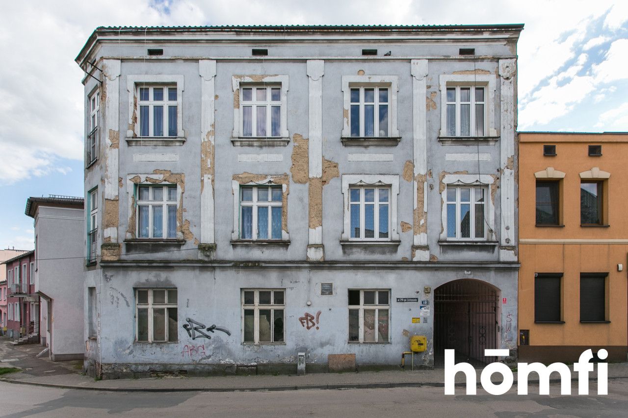 A commercial space in the center of Chrzanów with a showcase - Commercial premises - Sale - Chrzanowski, Chrzanów