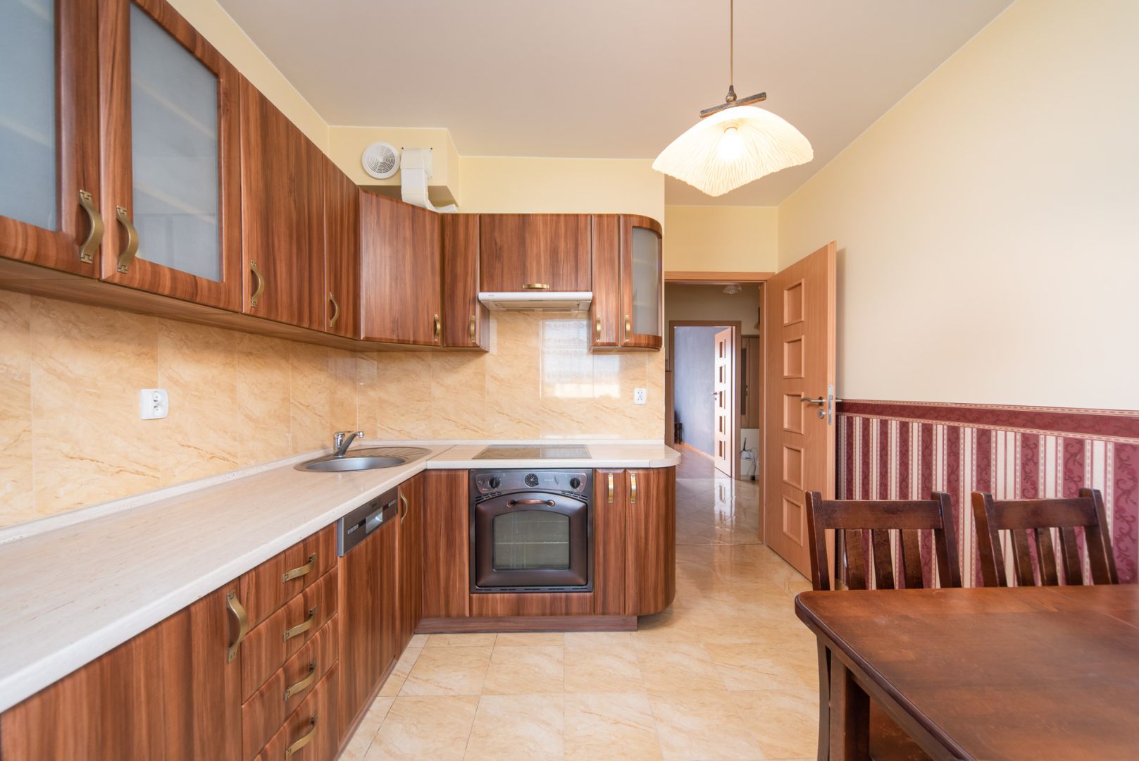 Trzypokojowe mieszkanie na sprzedaż/Głubczycka - Mieszkanie - Sprzedaż - Wrocław, Krzyki