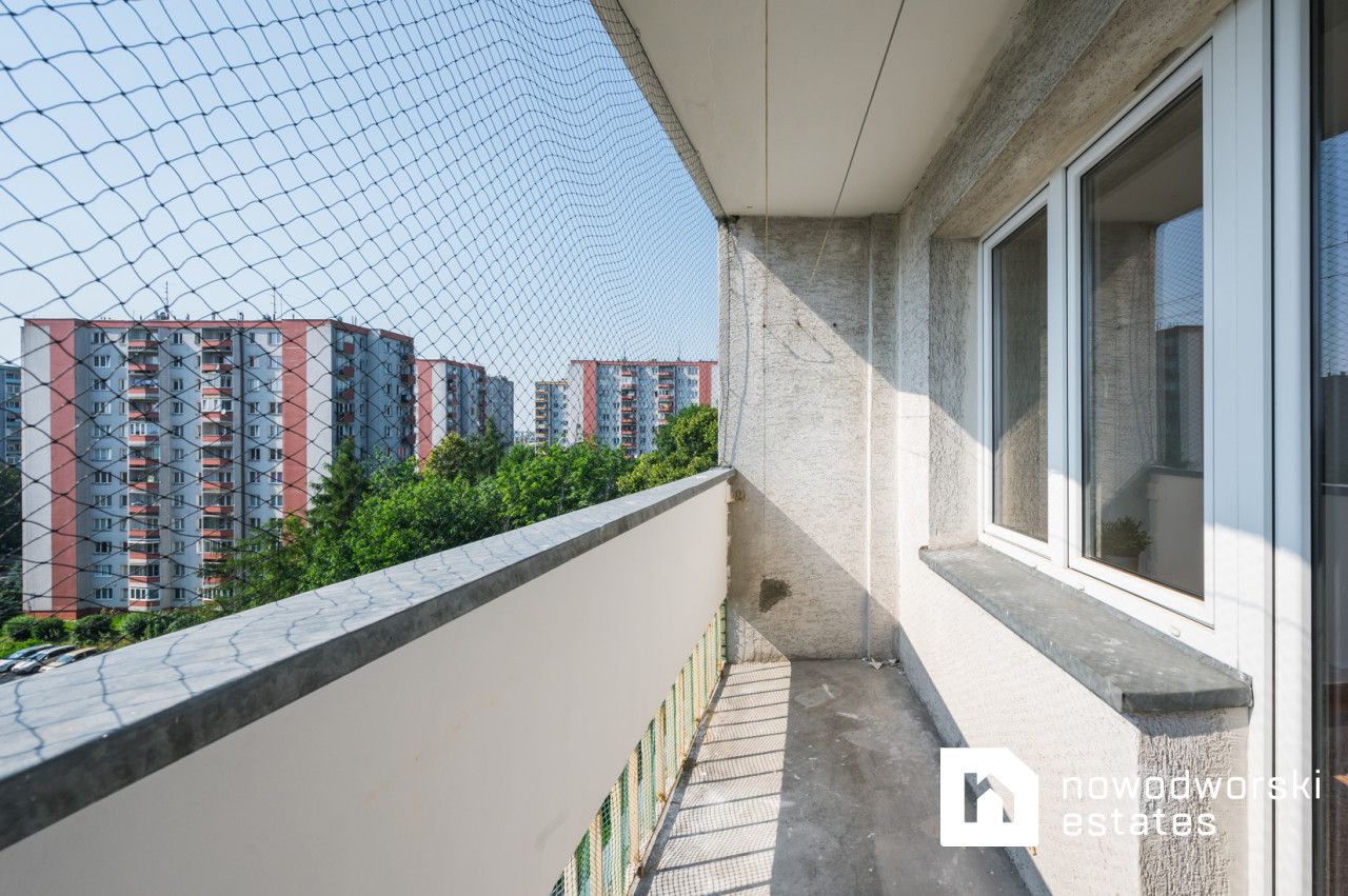 A 3-room apartment 53 m2 after general renovation - Osiedle Piastów (Mistrzejowice) - Apartment - Sale - Kraków, Nowa Huta / Mistrzejowice