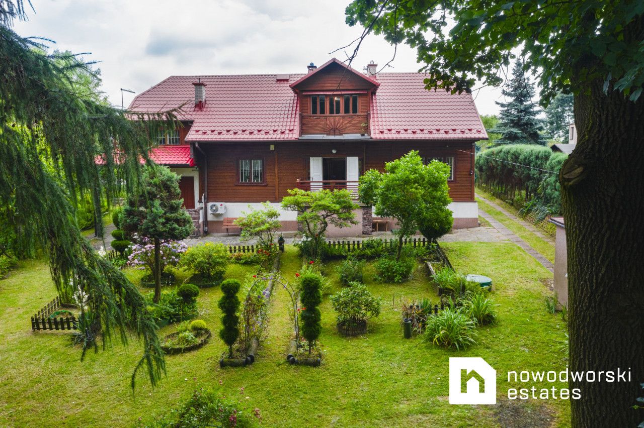 Klimatyczny dworek na sprzedaż w Rzeszotarach - Dom - Sprzedaż - Krakowski, Świątniki Górne / Rzeszotary